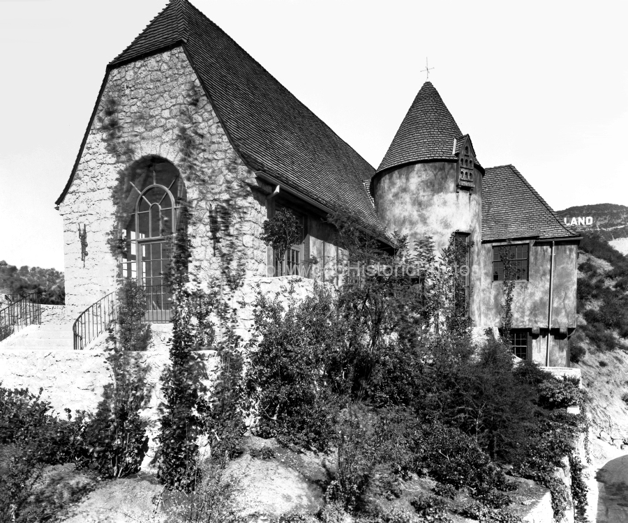 Hollywoodland 1924 WM.jpg